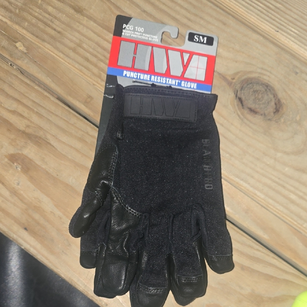 Black Puncture Resistant Gloves